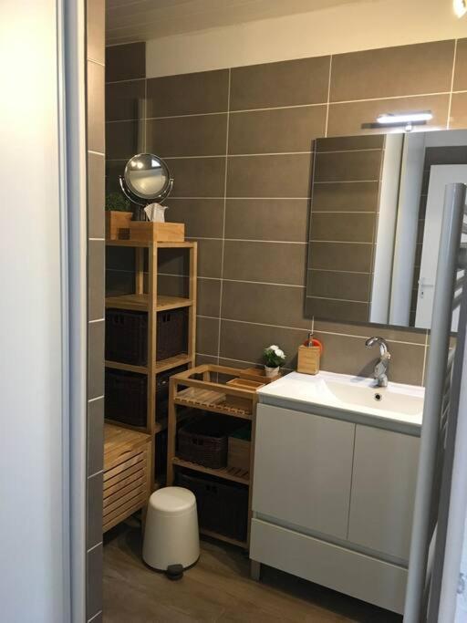 Appartement T3 Proche De La Mer นาร์บอนน์ ภายนอก รูปภาพ